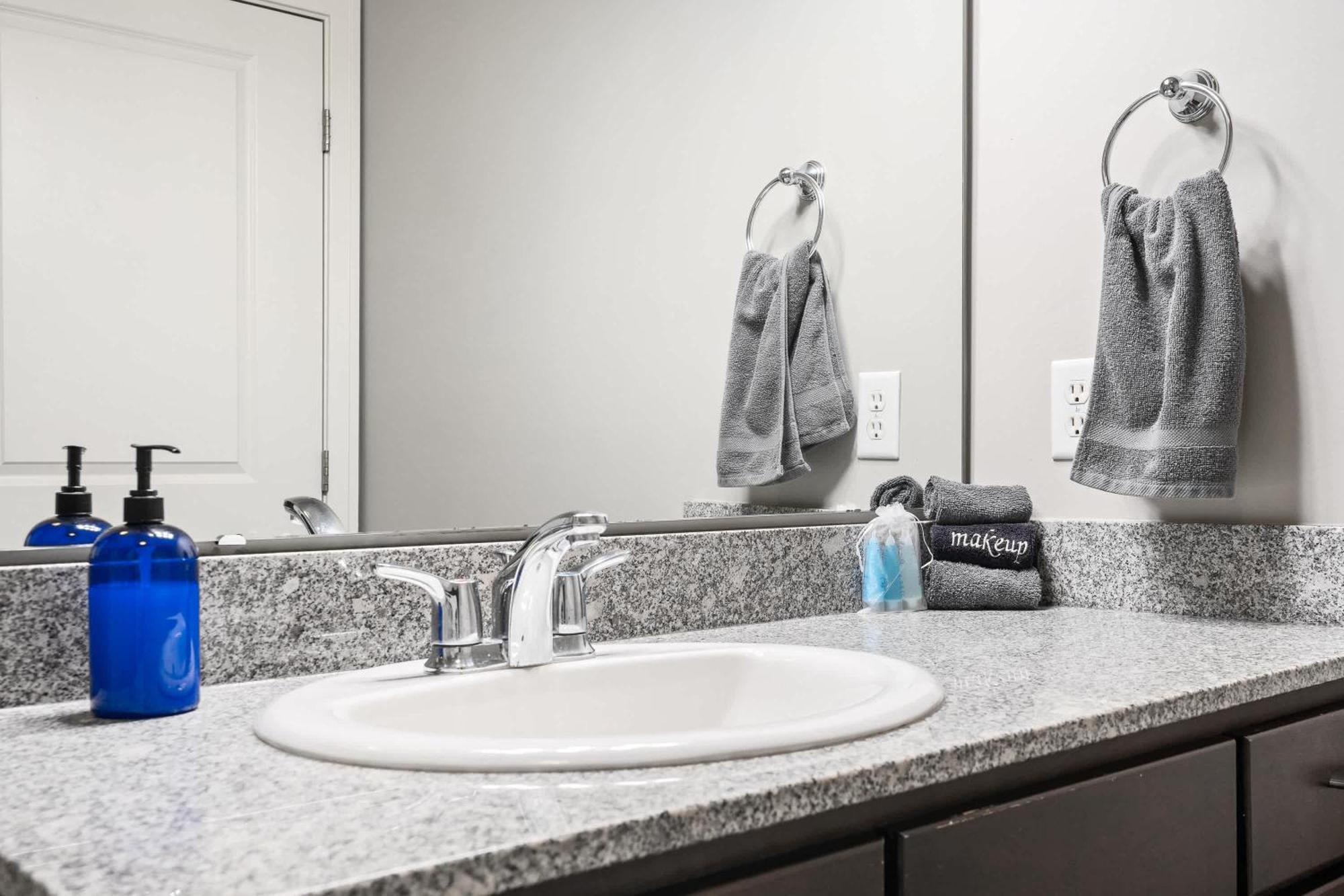 Free Parking Gym & Pool Downtown At Cityway Indianapolis Exterior foto
